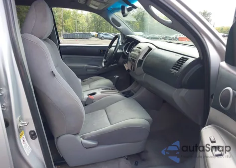 2011 Toyota Tacoma Base V6 из США, поврежденный, VIN 3TMLU4EN8BM075879